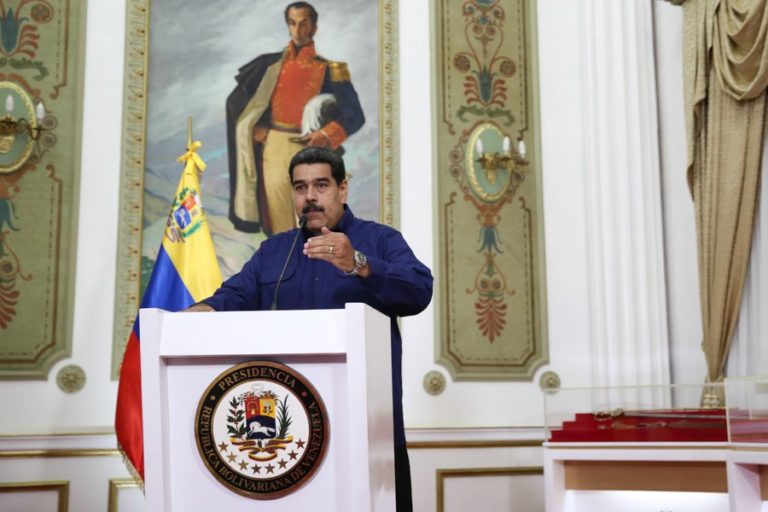 [CADENA NACIONAL] El presidente Nicolás Maduro reiteró que se mantiene al frente para enfrentar los ataques contra el pueblo venezolano
