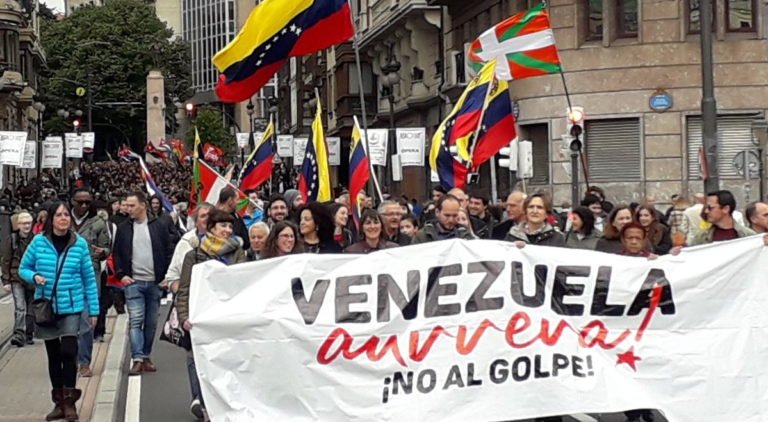 [INTERNACIONALISMO] Solidaridad vasca: miles de personas gritaron `Venezuela aurrera!´ en las calles de Bilbao