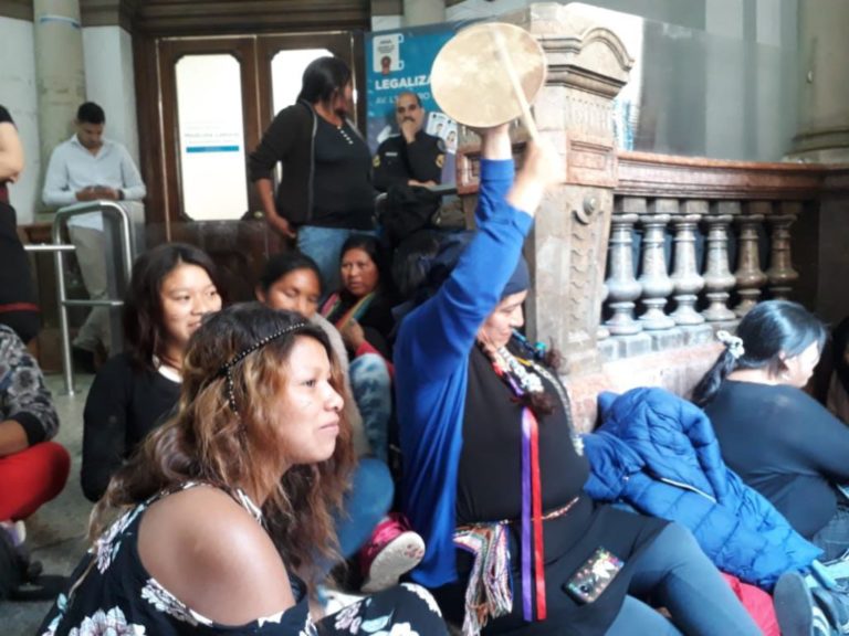 [ARGENTINA] Mujeres indígenas ocuparon el Ministerio del Interior